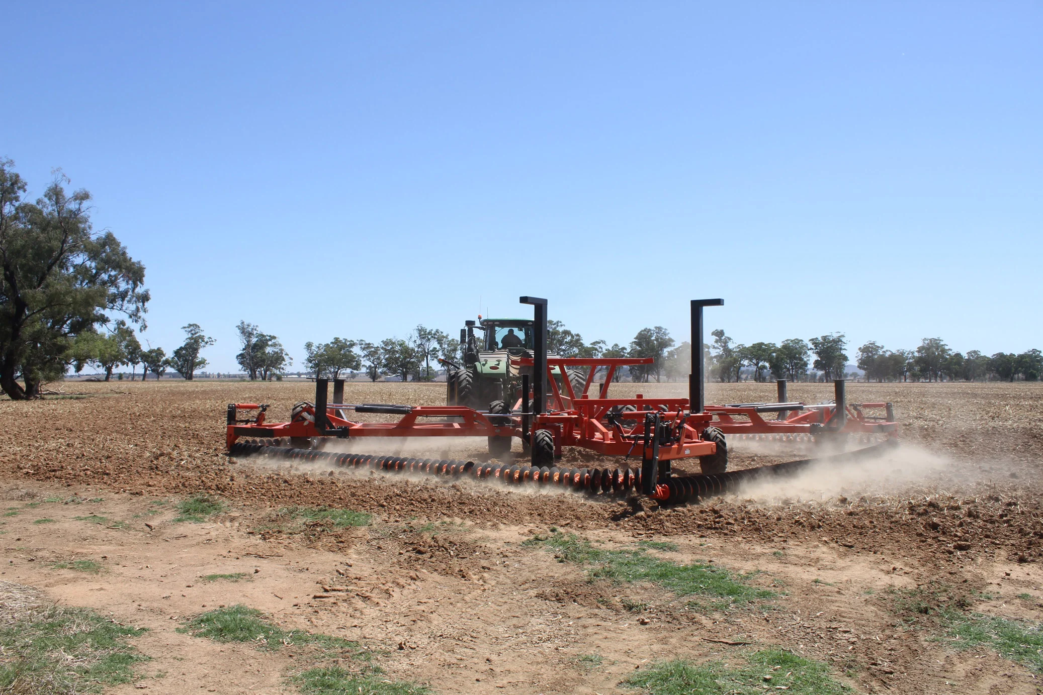opt2-home-hero-banner-3-chainbar-brookfield-agriculture