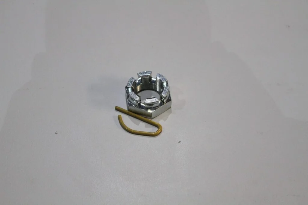 60mm Nut & Pin Bedford