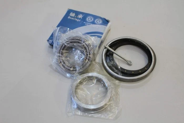 Titan 80mm Bedford Wheel Bearing Kit